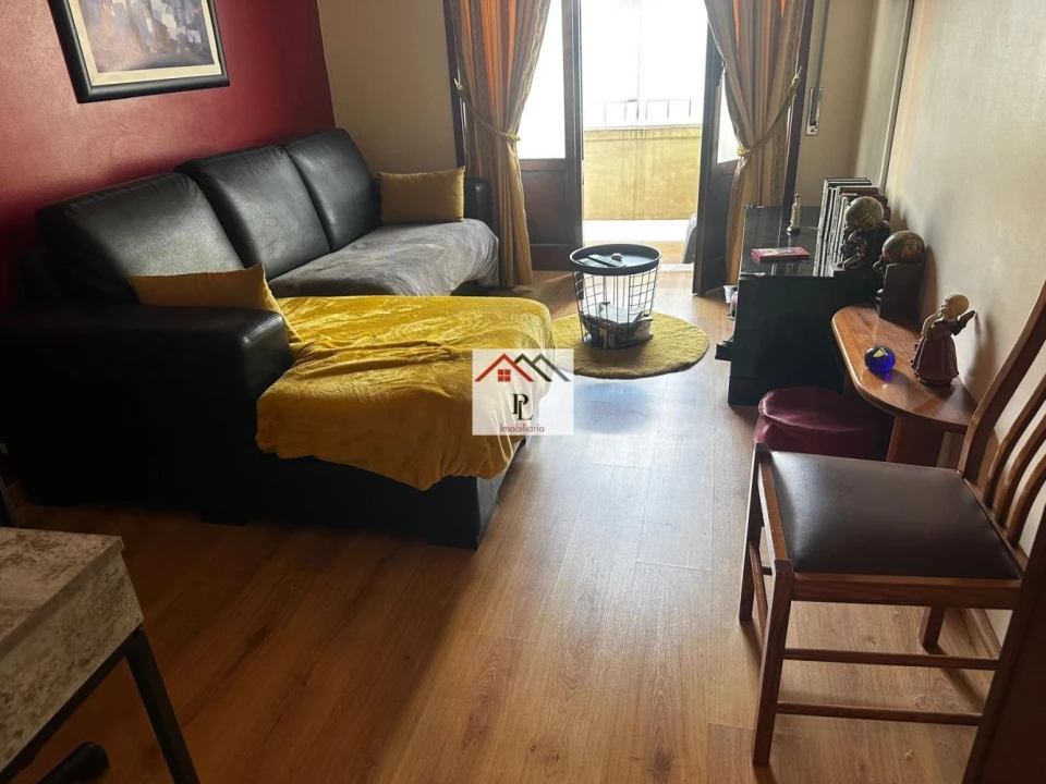 Apartamento T3 para Arrendamento em Santo Antonio dos Olivais Foto 12