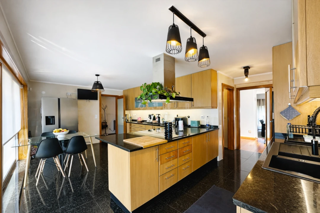 Moradia T4 para Venda em Castêlo da Maia Foto 22