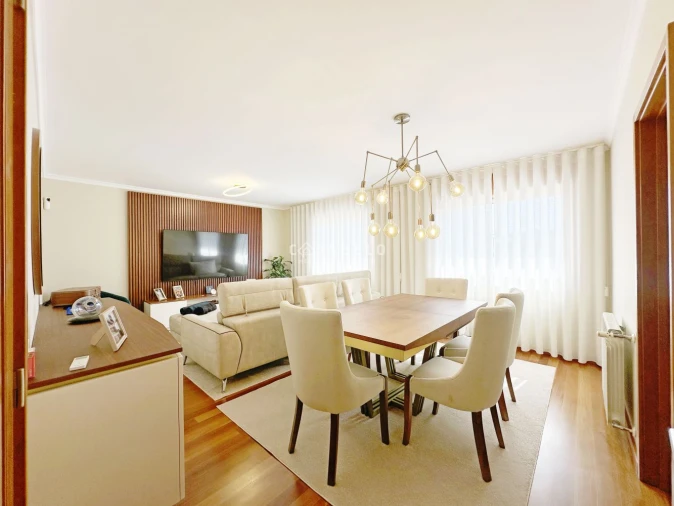 Apartamento T3 para Venda em Valongo Foto 2