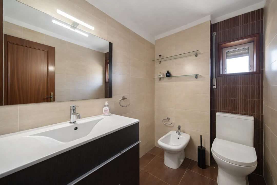 Apartamento T3 para Venda em Fânzeres e São Pedro da Cova Foto 10