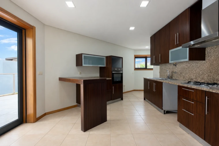 Moradia T3 para Venda em Gandra Foto 13