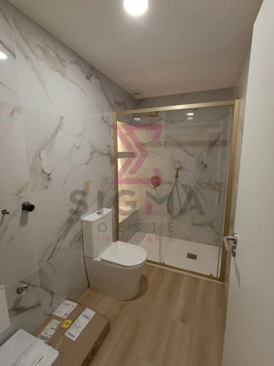 Moradia T2 para Venda em Roliça Foto 4