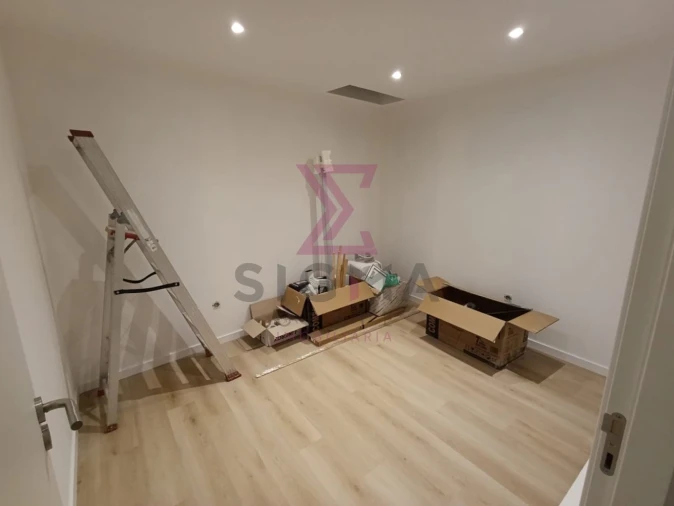 Moradia T2 para Venda em Roliça Foto 5