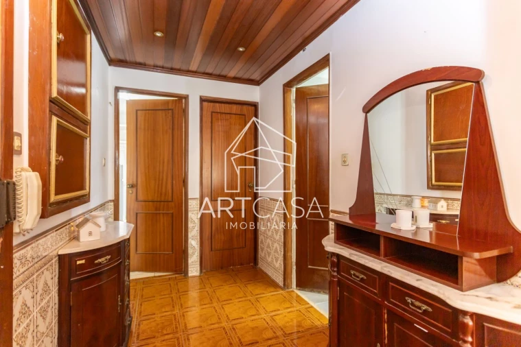 Apartamento T2 para Venda em Algés, Linda-A-Velha e Cruz Quebrada-Dafundo Foto 5