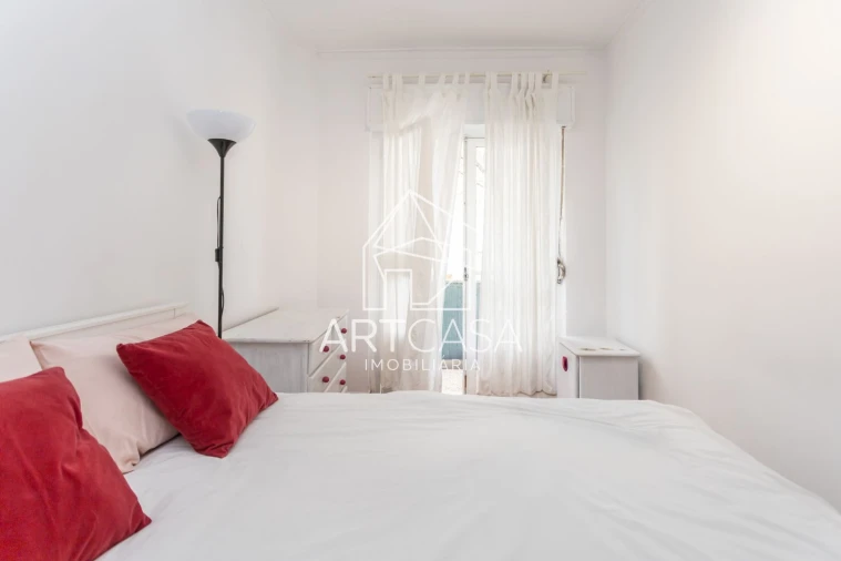 Apartamento T2 para Venda em Algés, Linda-A-Velha e Cruz Quebrada-Dafundo Foto 7