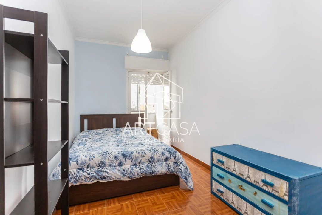 Apartamento T2 para Venda em Algés, Linda-A-Velha e Cruz Quebrada-Dafundo Foto 13