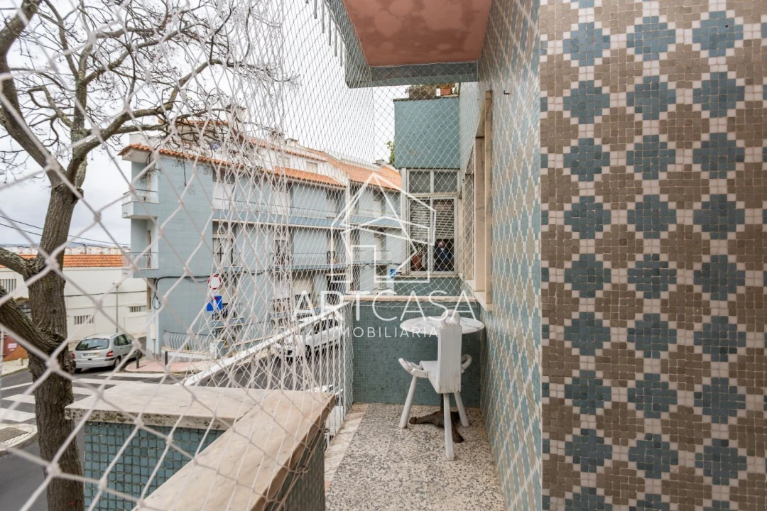 Apartamento T2 para Venda em Algés, Linda-A-Velha e Cruz Quebrada-Dafundo Foto 9