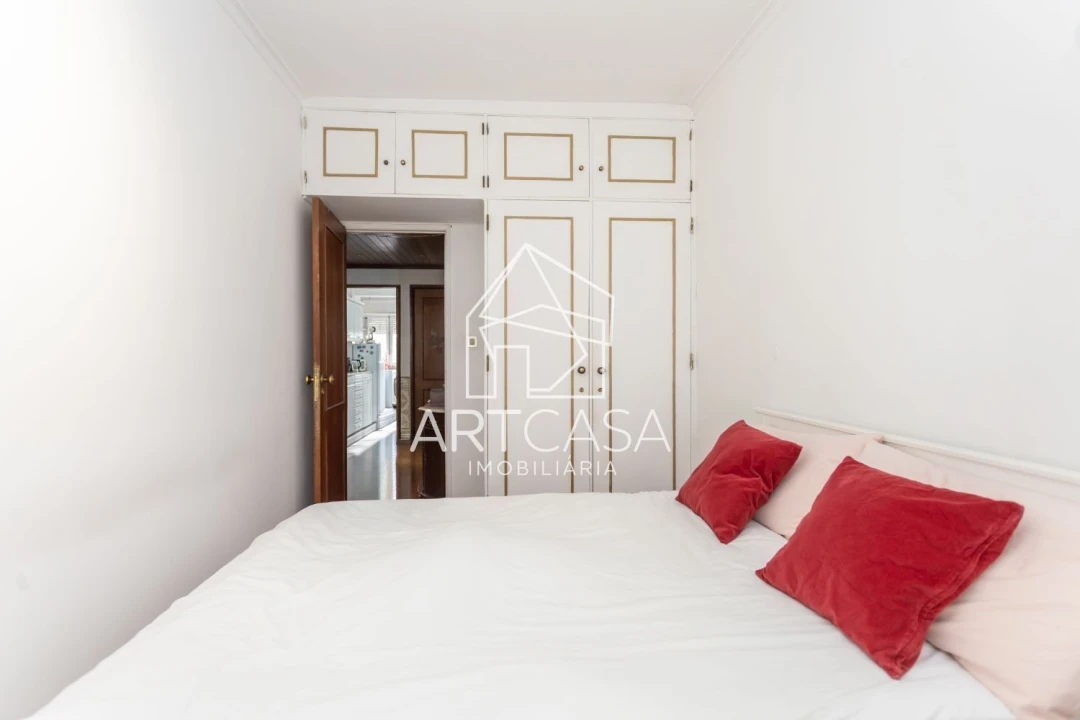 Apartamento T2 para Venda em Algés, Linda-A-Velha e Cruz Quebrada-Dafundo Foto 11