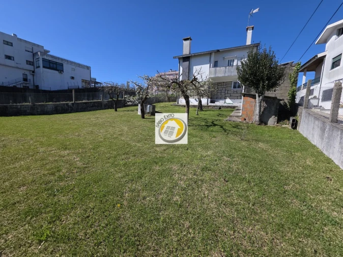 Moradia T4 para Venda em Lourosa Foto 21