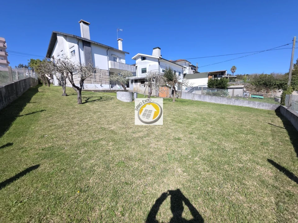 Moradia T4 para Venda em Lourosa Foto 23