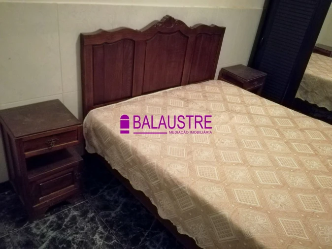 Apartamento T2 para Venda em Queluz e Belas Foto 8