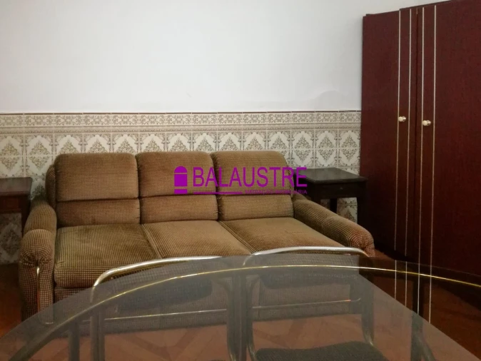 Apartamento T2 para Venda em Queluz e Belas Foto 2