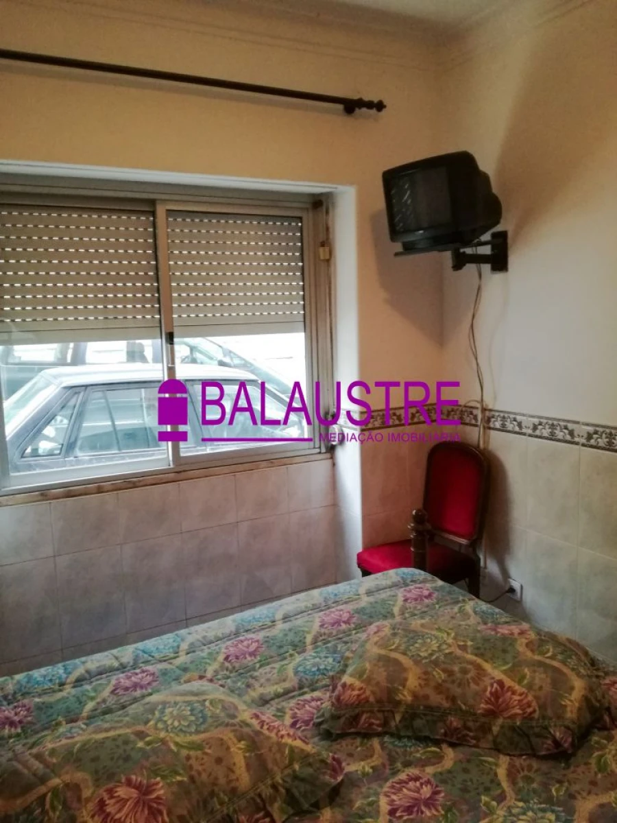 Apartamento T2 para Venda em Queluz e Belas Foto 9