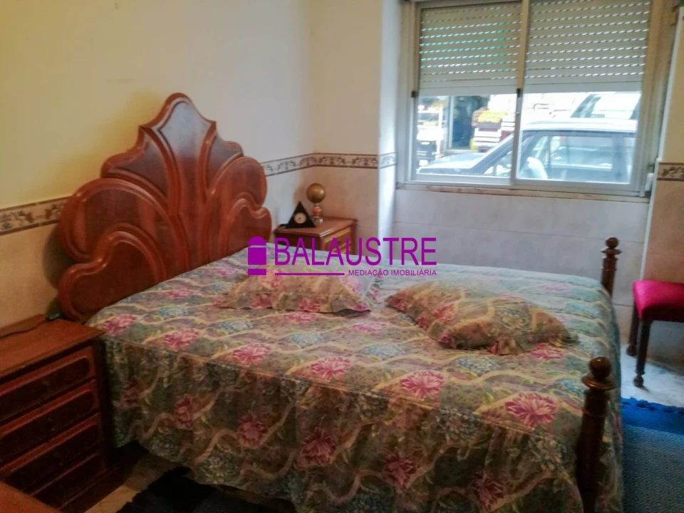 Apartamento T2 para Venda em Queluz e Belas Foto 10