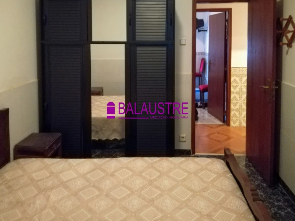 Apartamento T2 para Venda em Queluz e Belas Foto 7