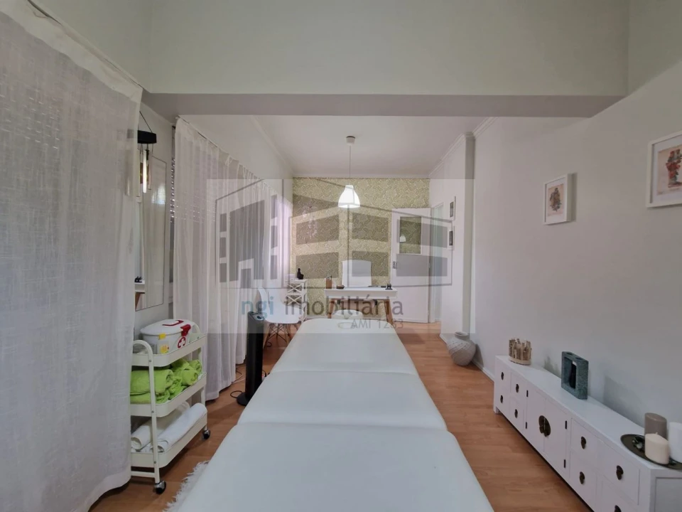 Loja para Arrendamento em Benfica Foto 2