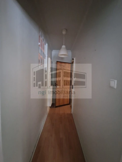 Loja para Arrendamento em Benfica