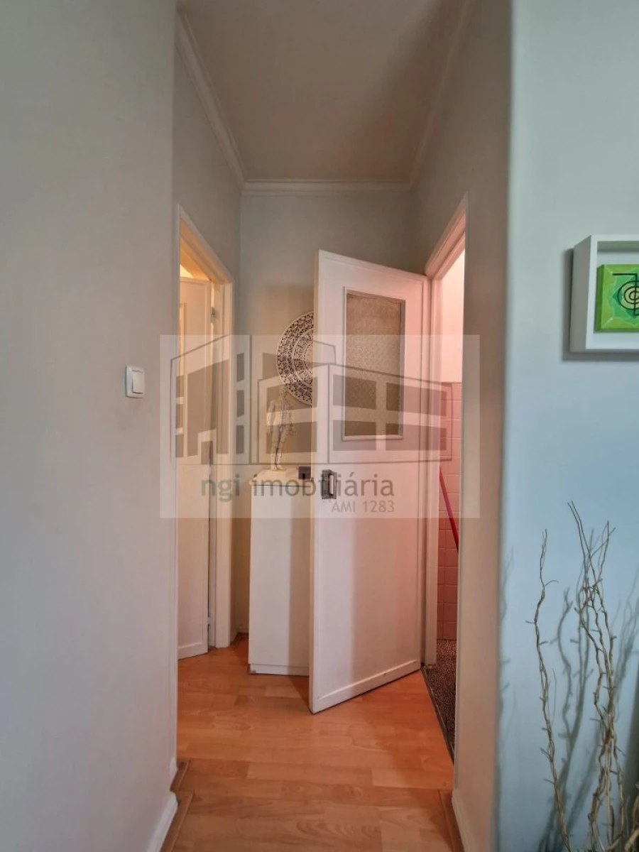 Loja para Arrendamento em Benfica Foto 11