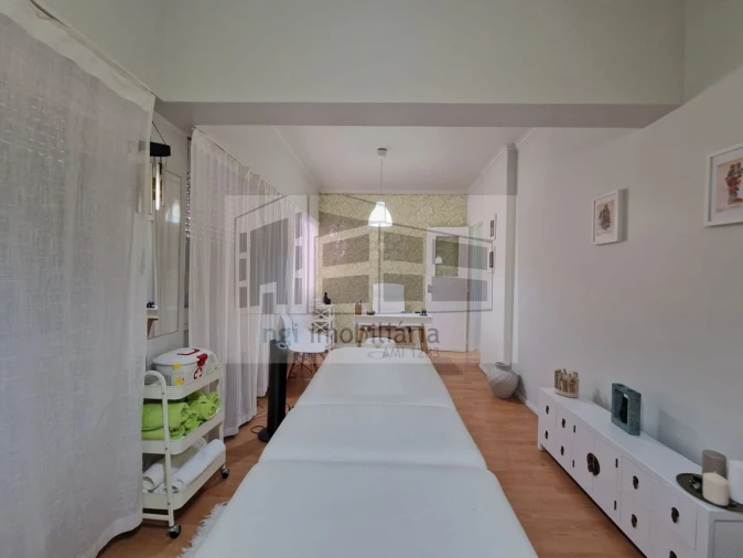 Loja para Arrendamento em Benfica Foto 2