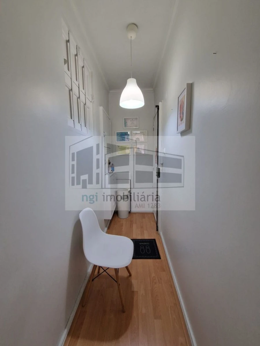 Loja para Arrendamento em Benfica Foto 3