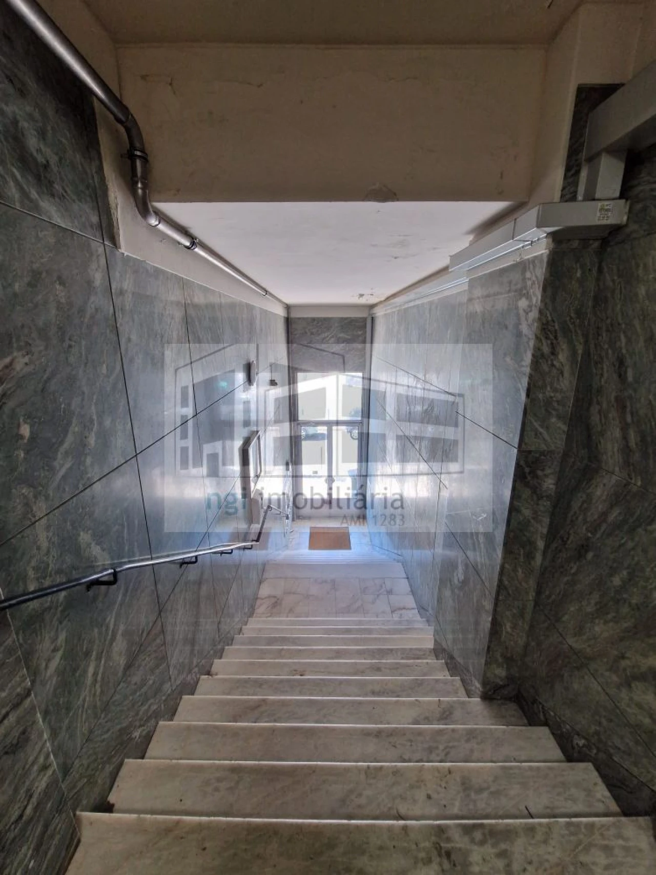 Loja para Arrendamento em Benfica Foto 14