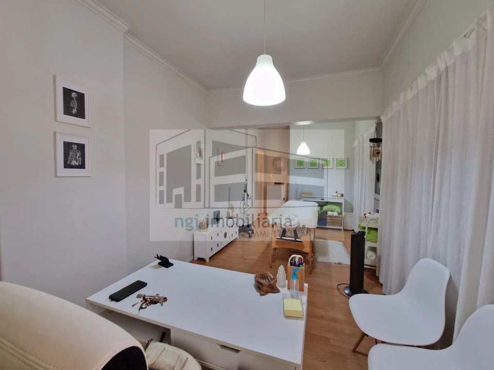 Loja para Arrendamento em Benfica Foto 4