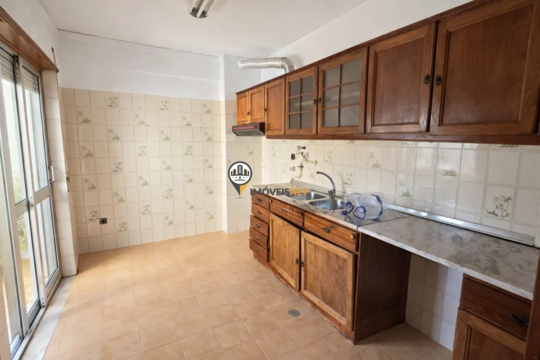 Apartamento T2 para Venda em Castelo Branco Foto 1