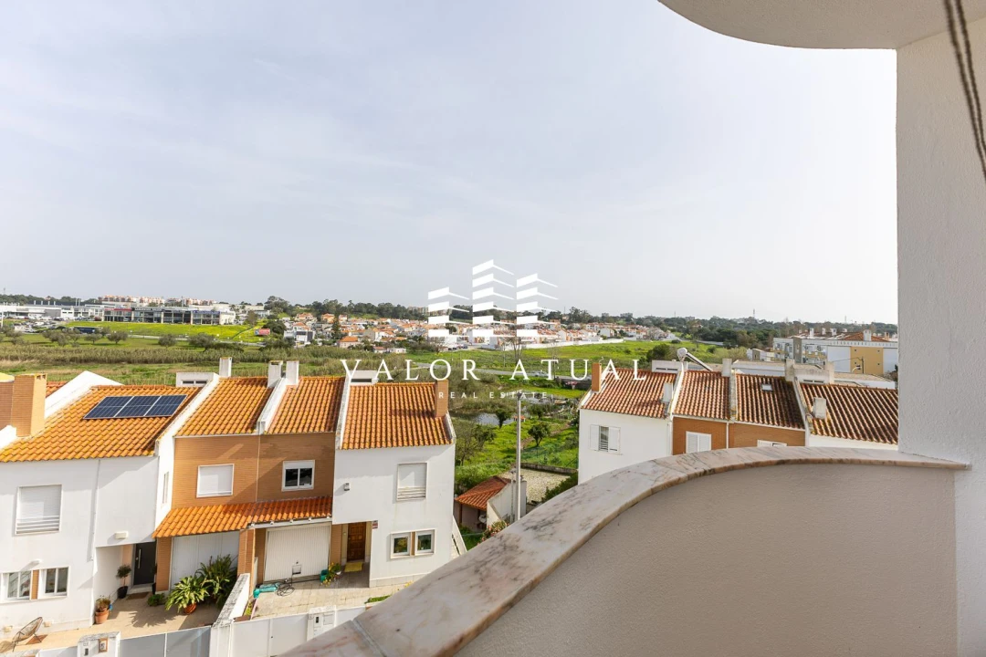 Apartamento T3 para Venda em Palhais e Coina Foto 22