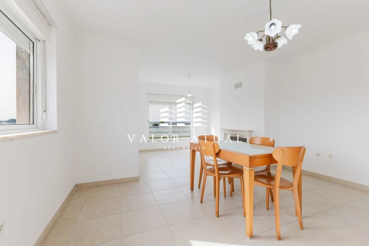 Apartamento T3 para Venda em Palhais e Coina Foto 9