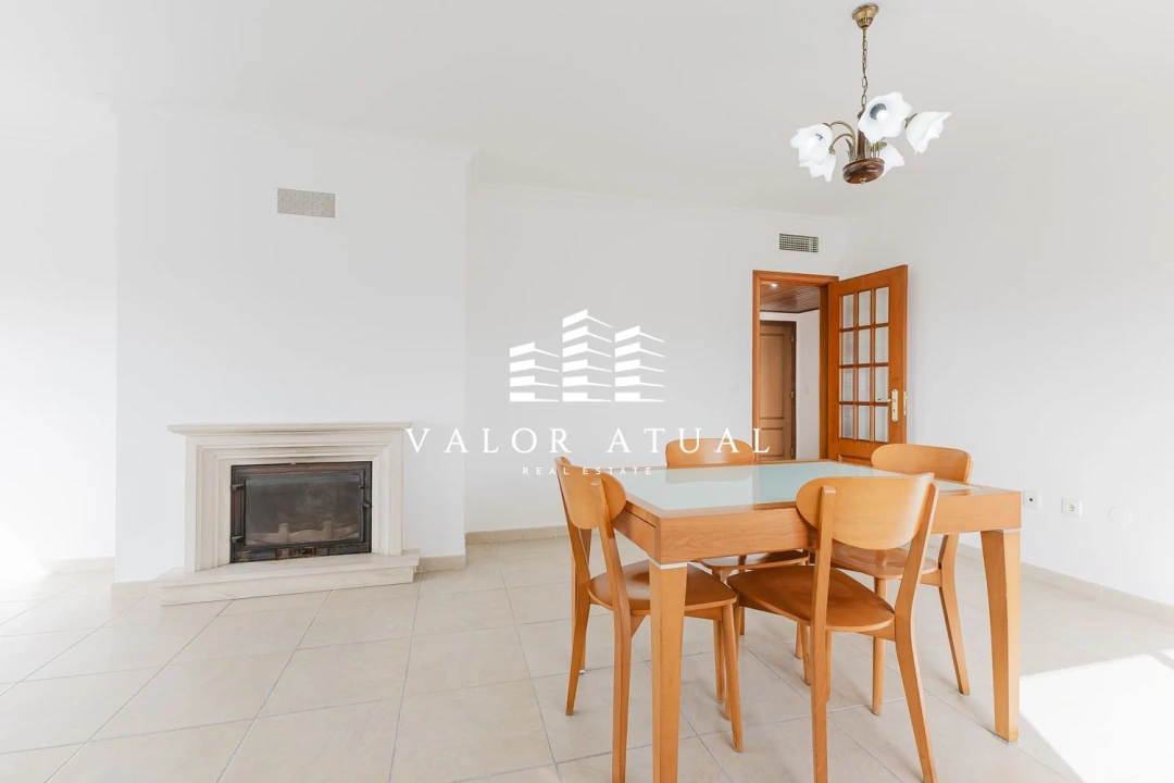 Apartamento T3 para Venda em Palhais e Coina Foto 8