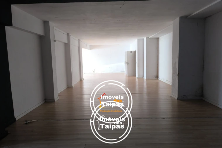 Loja para Venda em Caldelas Foto 9