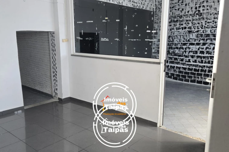 Loja para Venda em Caldelas Foto 4