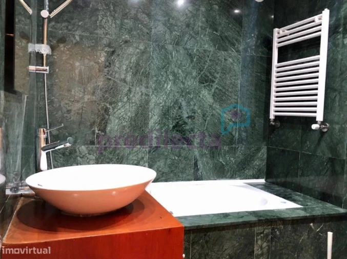 Apartamento T2 para Arrendamento em Paranhos Foto 9