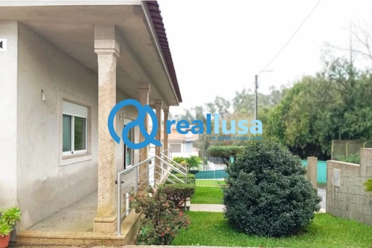 Moradia T3 para Venda em Santo Tirso, Couto (Santa Cristina e São Miguel) e Burgães Foto 4