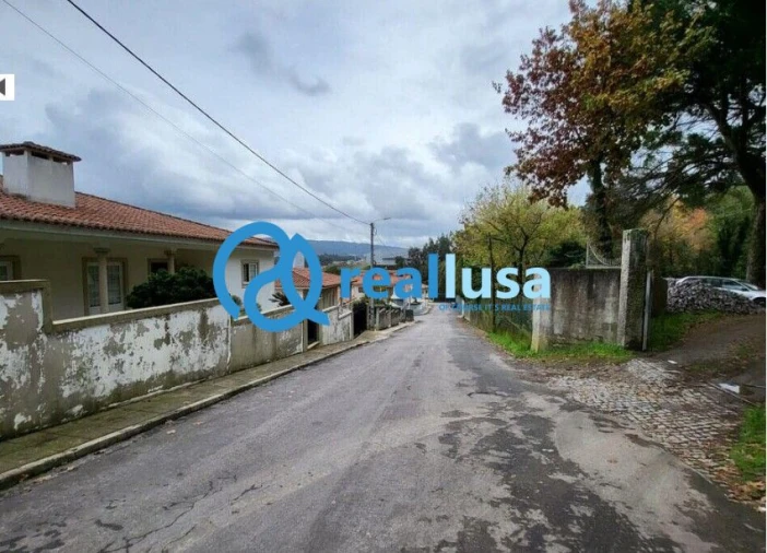 Moradia T3 para Venda em Santo Tirso, Couto (Santa Cristina e São Miguel) e Burgães Foto 1