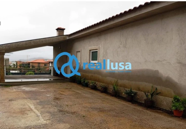 Moradia T3 para Venda em Santo Tirso, Couto (Santa Cristina e São Miguel) e Burgães Foto 5