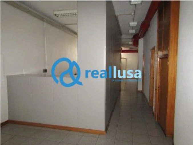 Loja para Venda em Cedofeita, Santo Ildefonso, Sé, Miragaia, São Nicolau e Vitória Foto 5