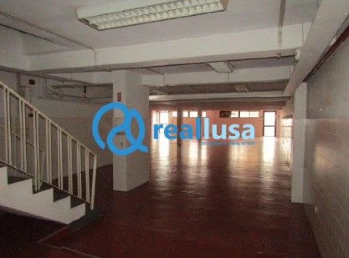 Loja para Venda em Cedofeita, Santo Ildefonso, Sé, Miragaia, São Nicolau e Vitória Foto 6