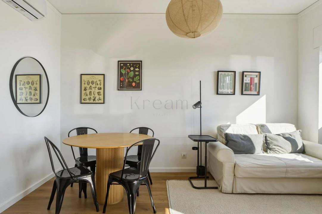 Apartamento T2 para Venda em Carnaxide e Queijas Foto 5