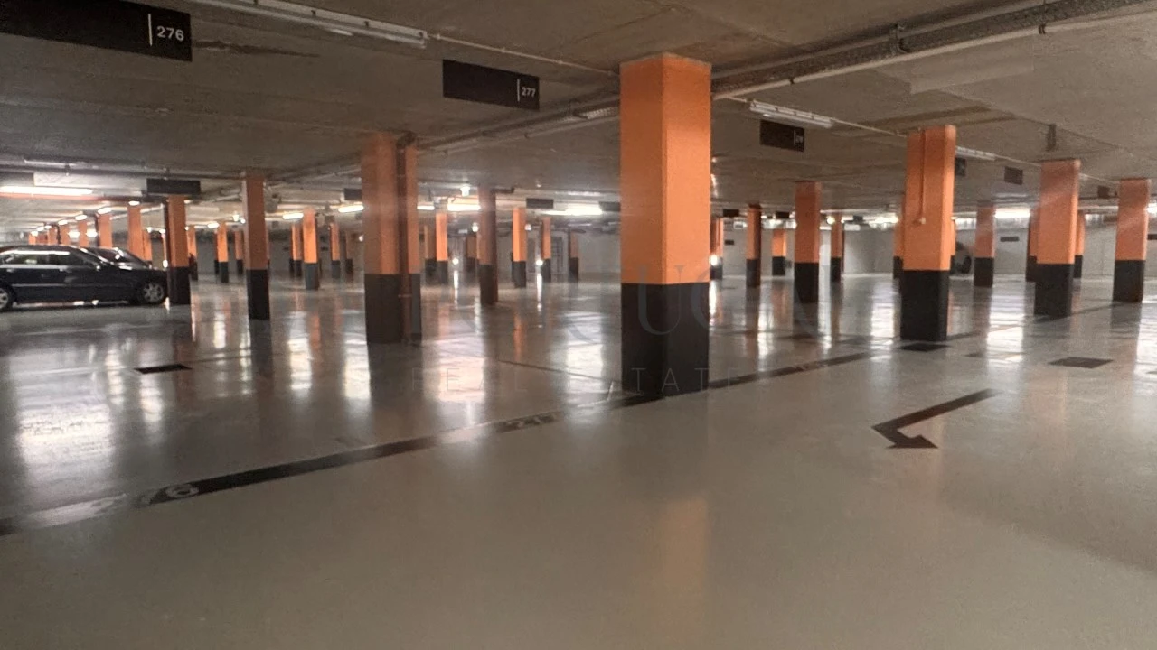 Negócio para Venda em Lagos (São Sebastião e Santa Maria) Foto 16