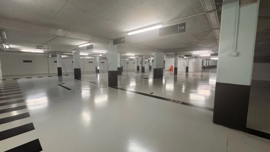 Negócio para Venda em Lagos (São Sebastião e Santa Maria) Foto 19