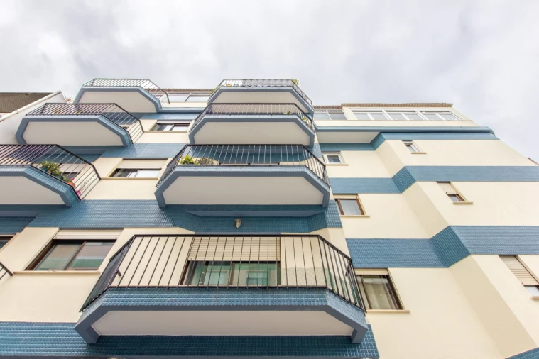 Apartamento T3 para Venda em Almada, Cova da Piedade, Pragal e Cacilhas Foto 3