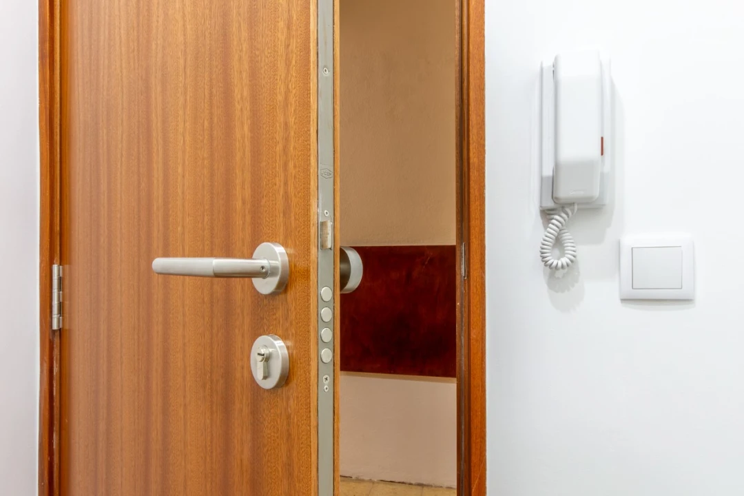 Apartamento T1 para Venda em Charneca de Caparica e Sobreda Foto 3