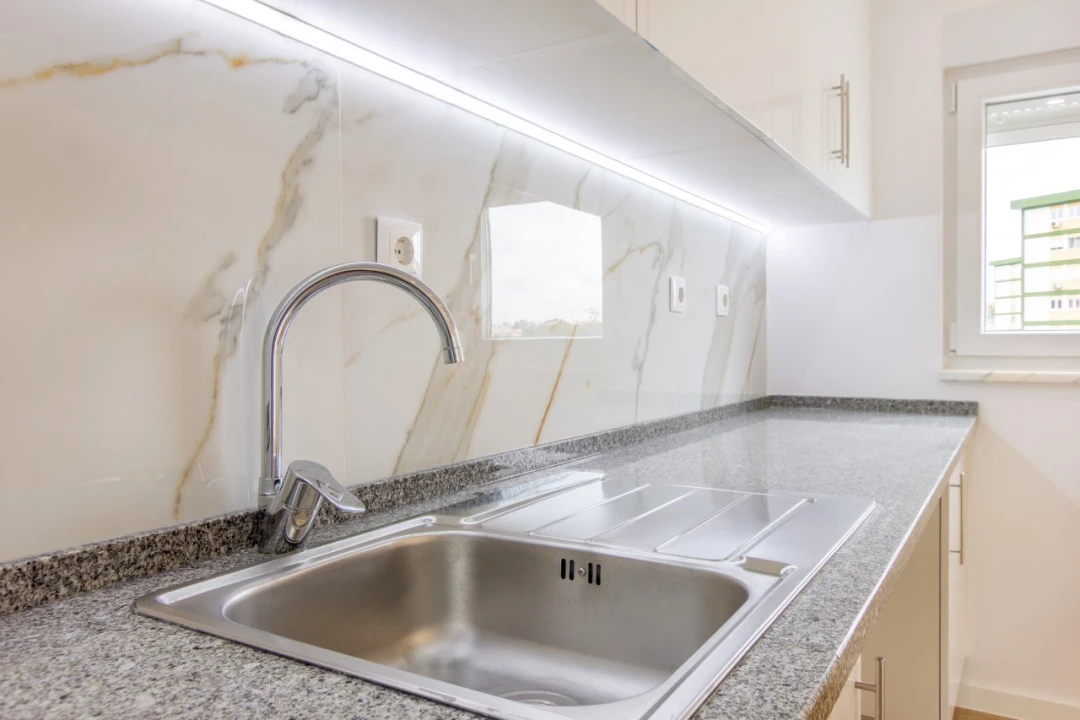 Apartamento T1 para Venda em Charneca de Caparica e Sobreda Foto 19