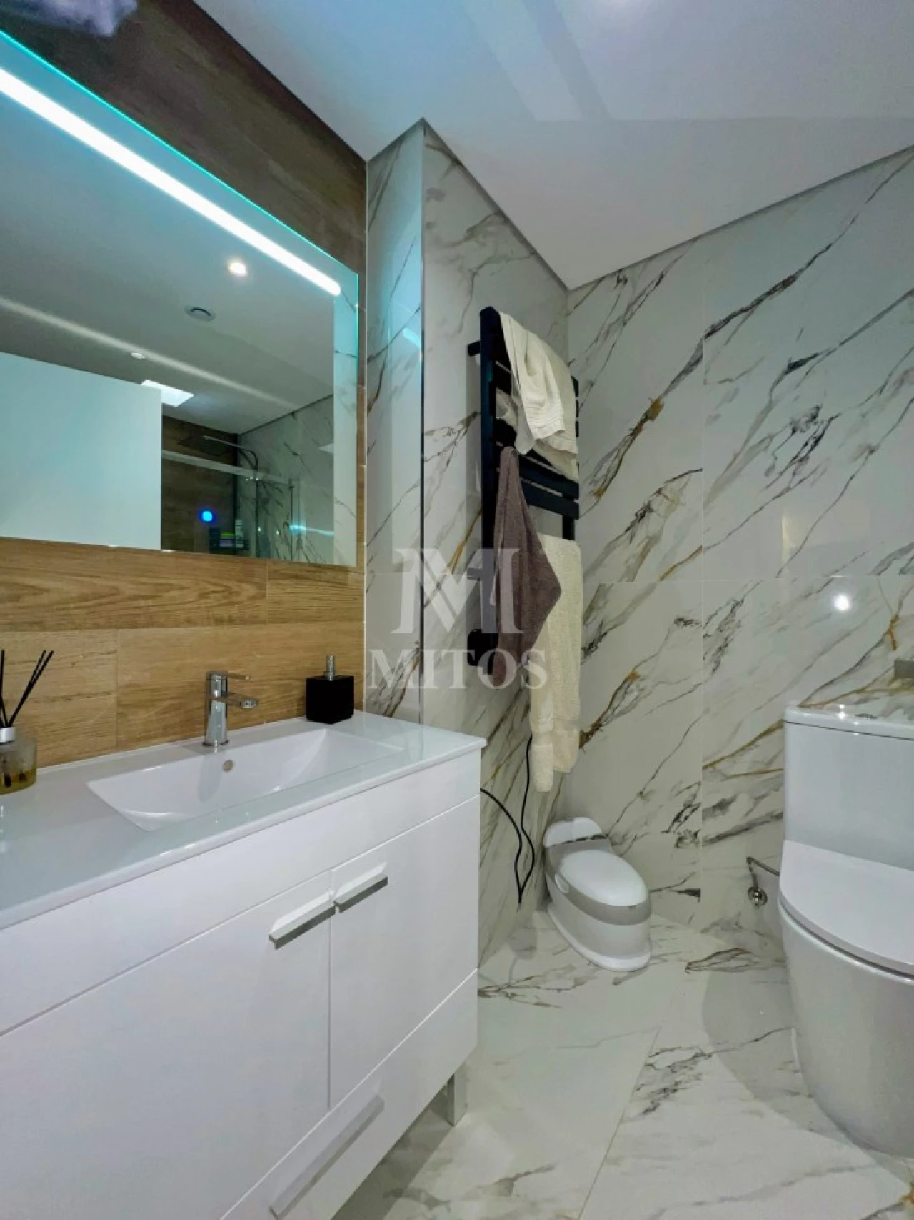 Moradia T3 para Venda em Mazarefes e Vila Fria Foto 11