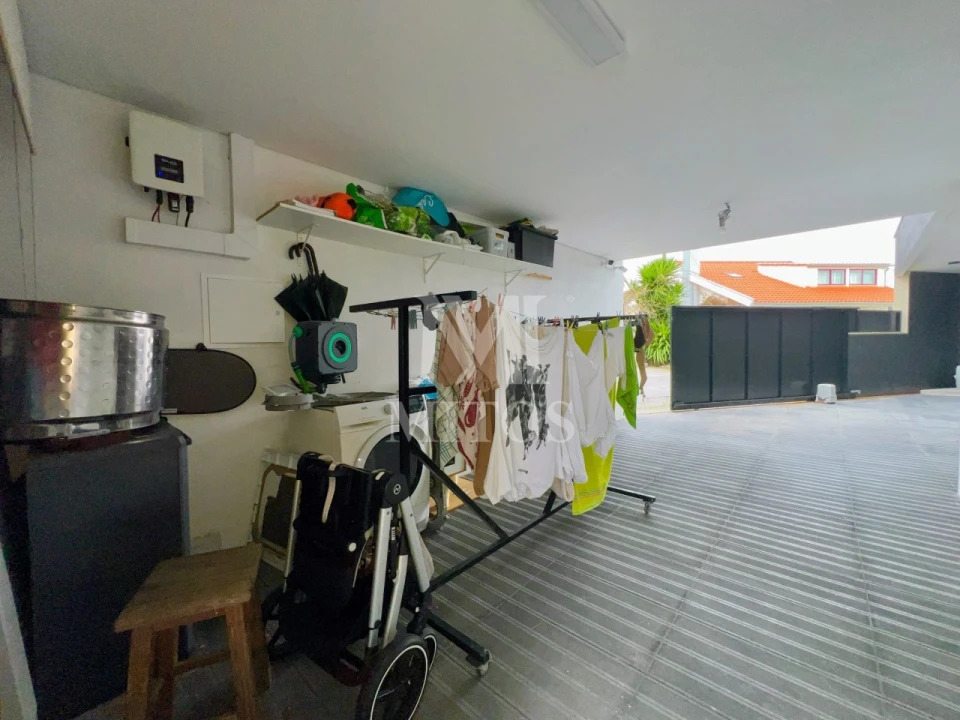 Moradia T3 para Venda em Mazarefes e Vila Fria Foto 24