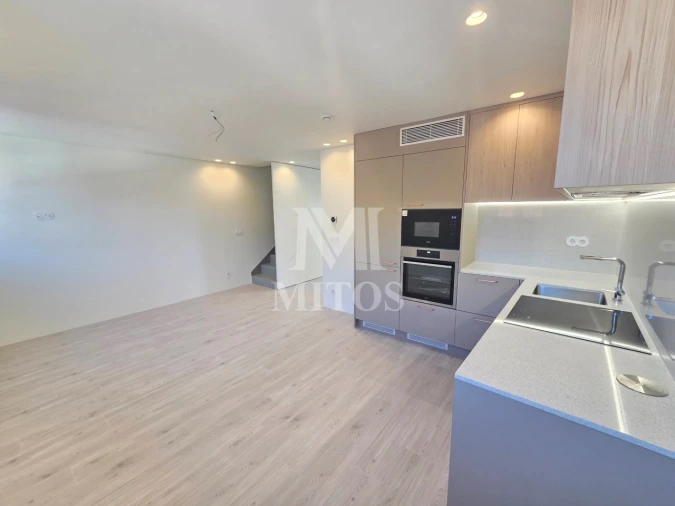 Apartamento T3 para Venda em Santa Maria Maior e Monserrate e Meadela Foto 2