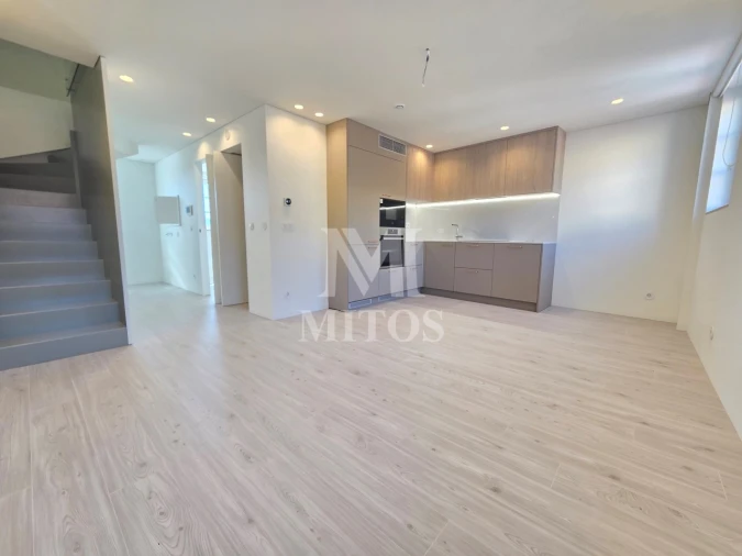 Apartamento T3 para Venda em Santa Maria Maior e Monserrate e Meadela Foto 1