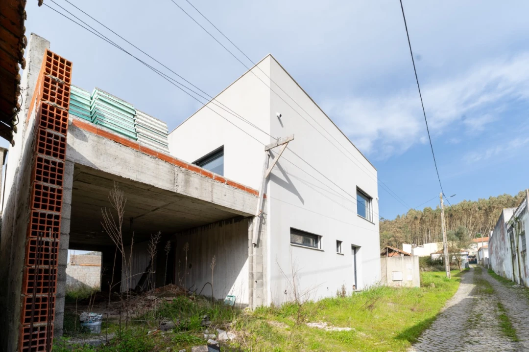 Moradia T3 para Venda em Coz, Alpedriz e Montes Foto 37