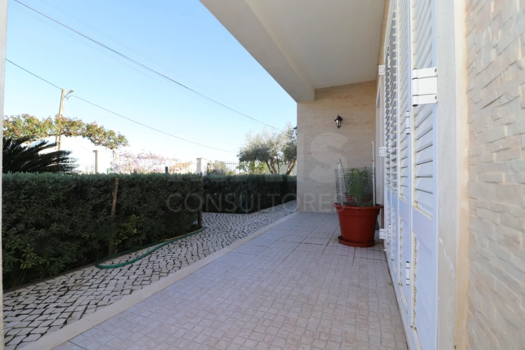 Moradia T4 para Venda em Samora Correia Foto 2